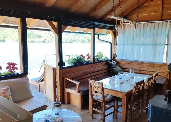 Båthotell Splav Panda